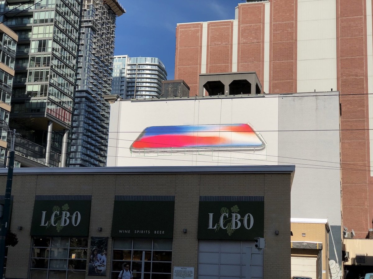 iphone x outdoor giant ad 01