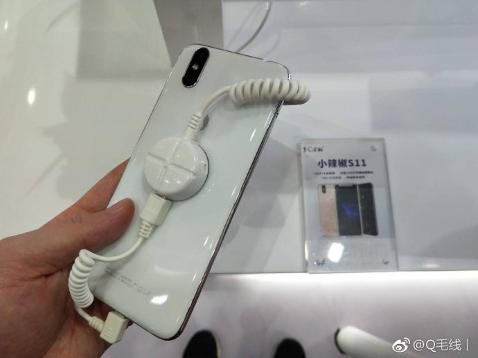 fake iphone x in china 03