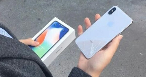 iphone x cracked in china 00a