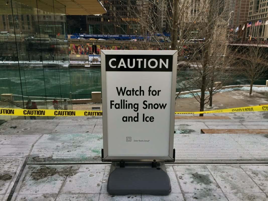 apple explain why apple store have ice 02