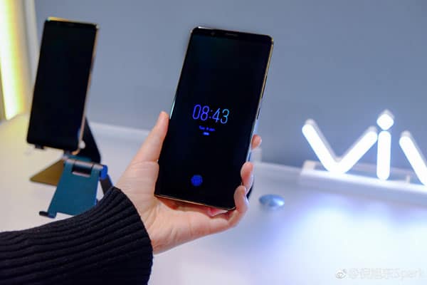 ces 2018 vivo in display fingerprint scanning smartphone 03