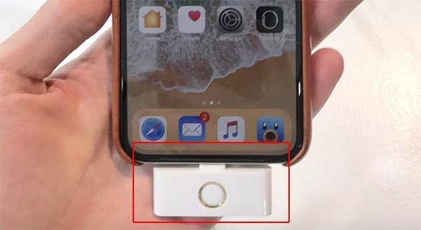 iphone x home button in ces 2018 01