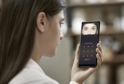 Galaxy Note8 Iris Scanner