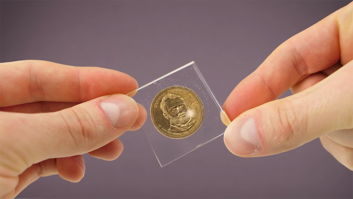 how to lock the coin into transparent epoxy resin 00a