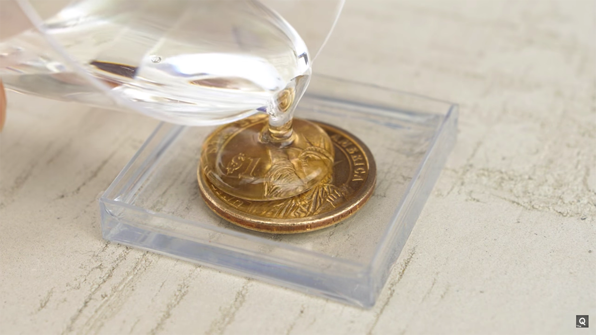 how to lock the coin into transparent epoxy resin 05