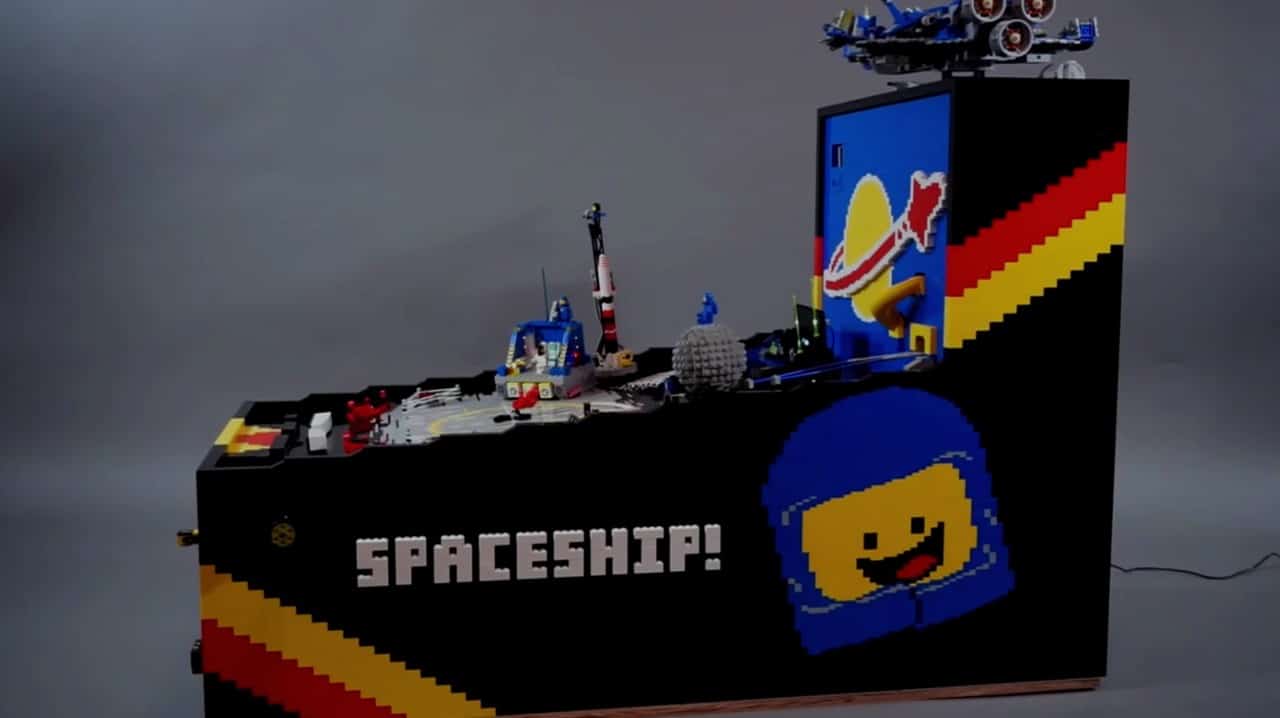 lego spaceship pinball 00