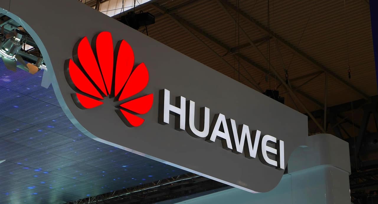 huawei try to spy a summit hold by facebook 00