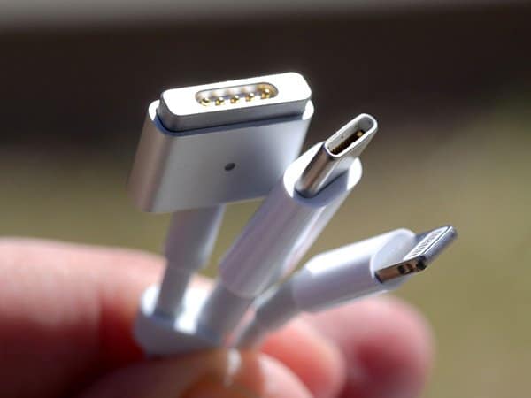 magsafe is nearly dead 03