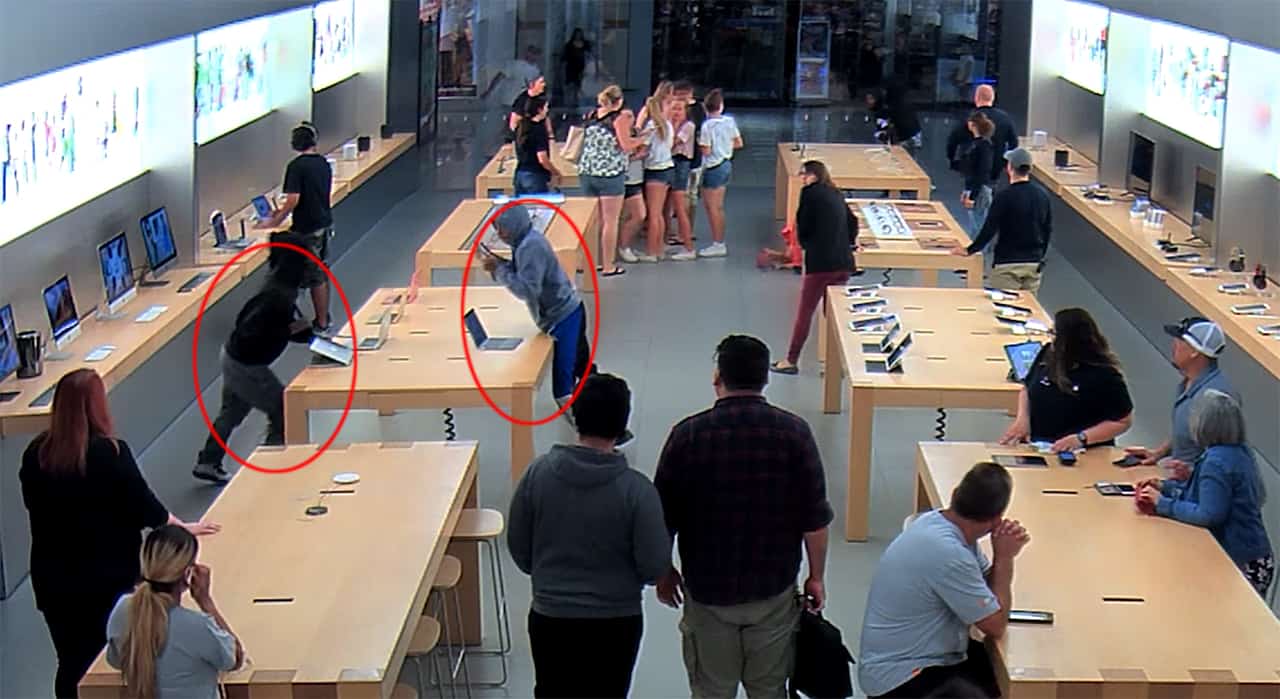 thieves stole usd27000 apple products from apple store 00