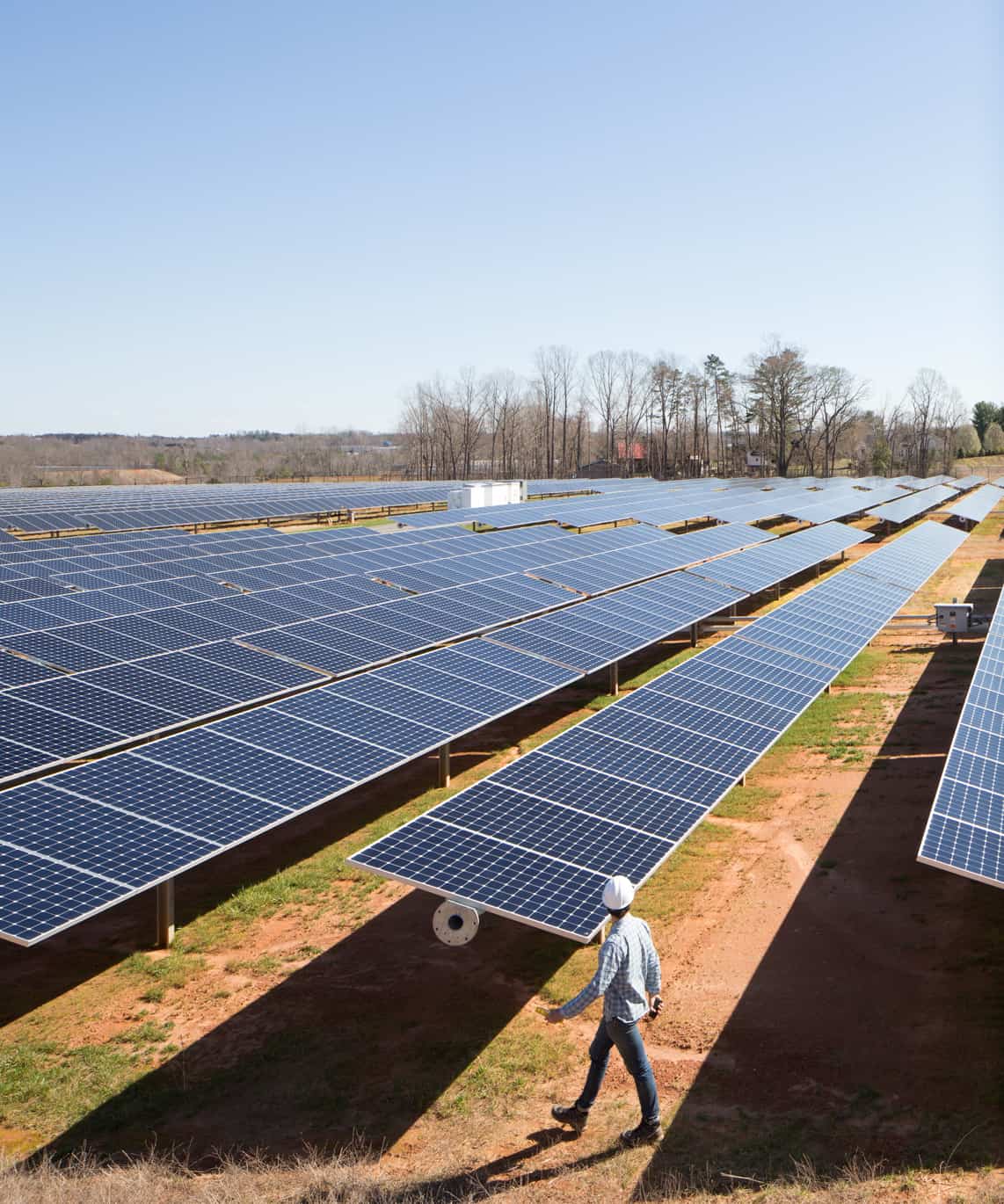 Apple suppliers clean energy solar farm