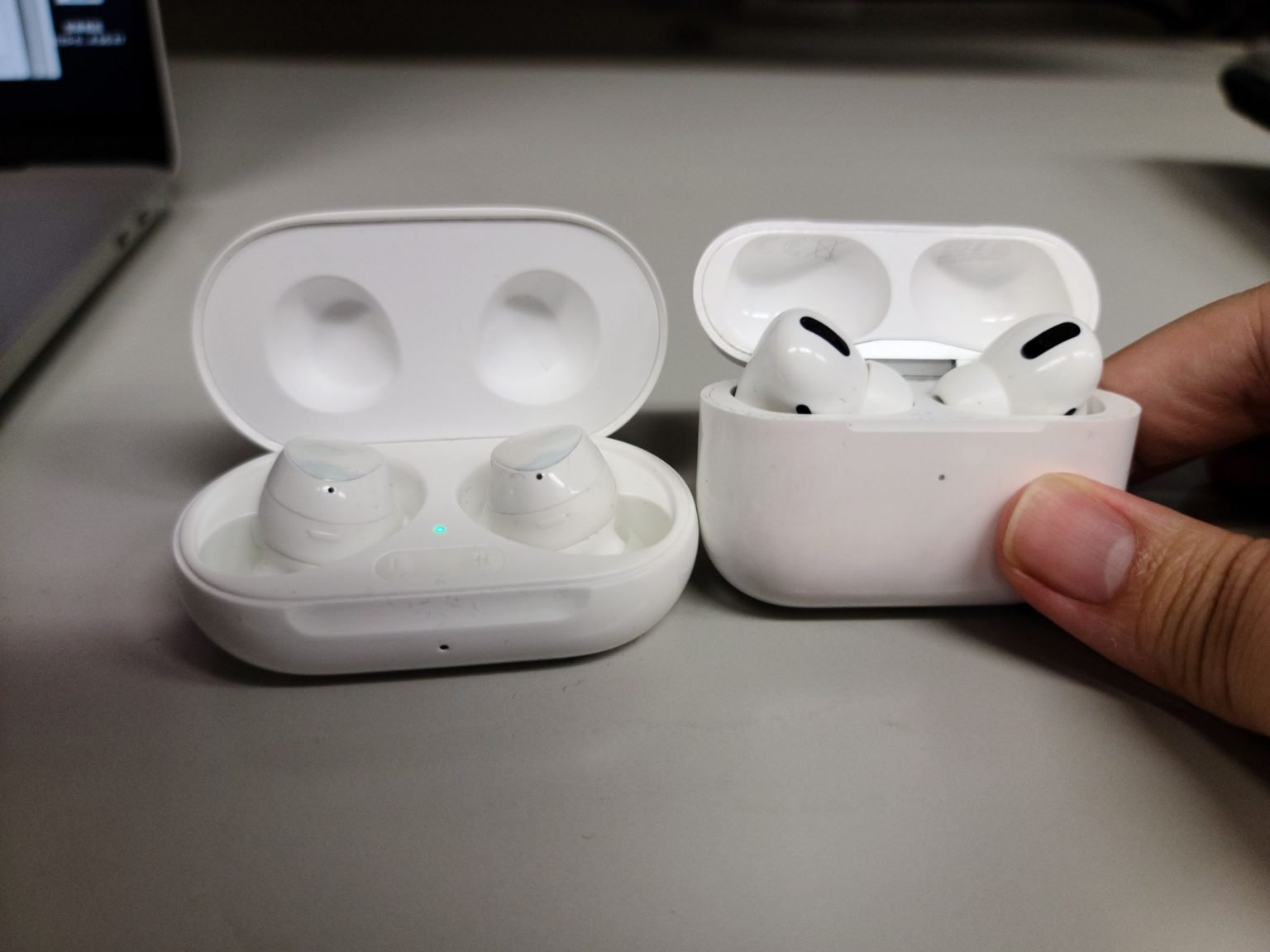 buds  vs airpods 2