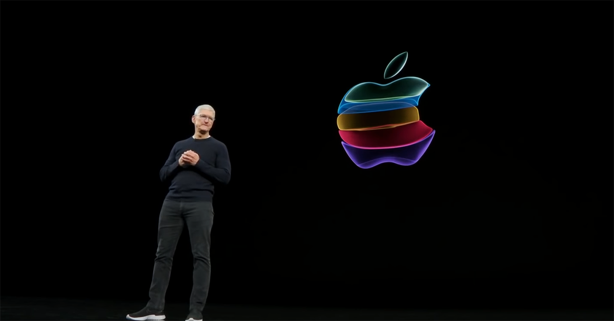 Tim Cook with Apple Logo