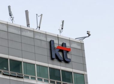 5DDD7554 17D3 47C0 BE30 4B058A4C937C