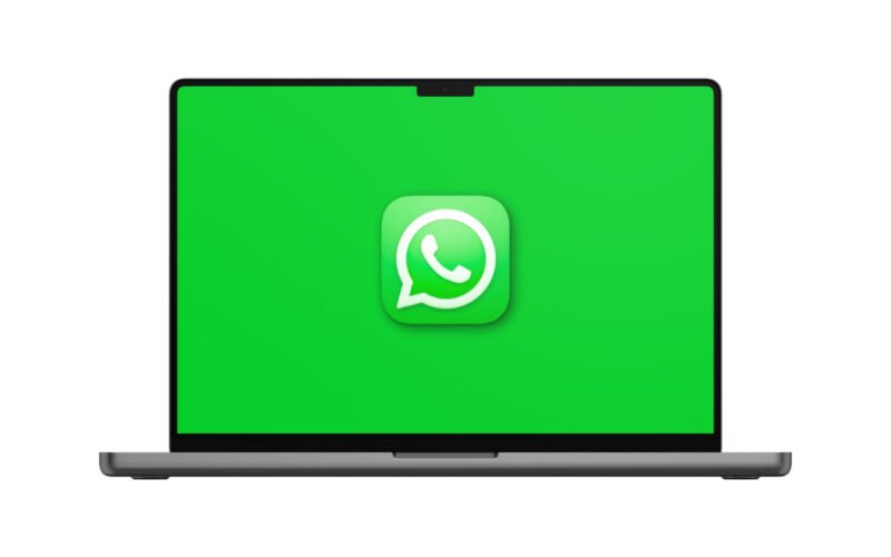 WhatsApp MacBook Pro