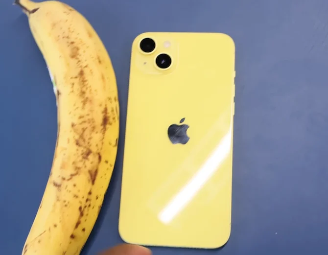 iPhone 14 的黃色有點像「香焦」黃