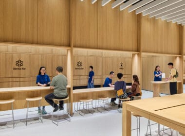 Apple MixC Wenzhou China media preview Genius Bar big.jpg.large 2x