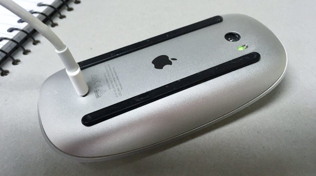 magic mouse charging