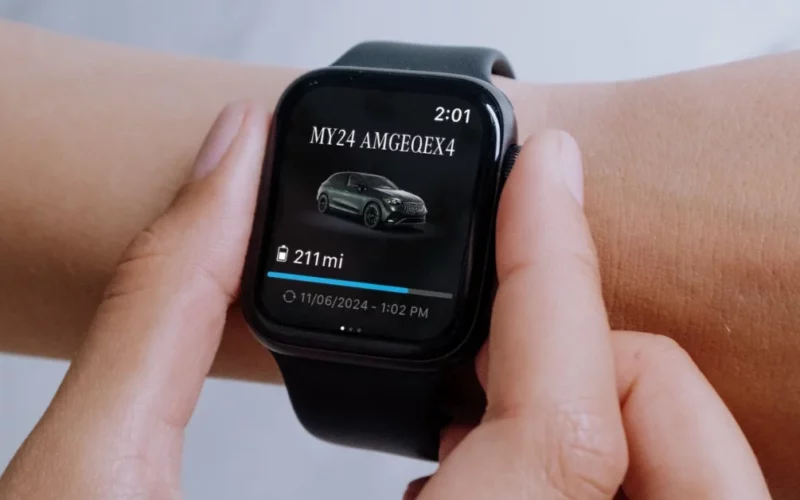 benz apple watch