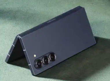 GalaxyZFold7 render