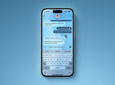 iOS 26 Messages Background Mock Feature