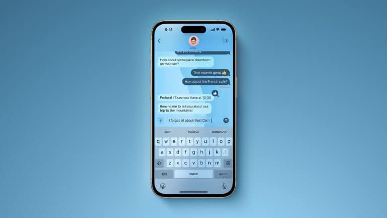 iOS 26 Messages Background Mock Feature