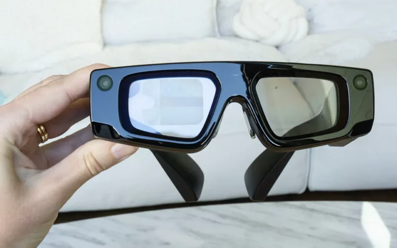 snap glass