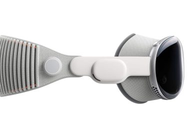 Apple Vision Pro 1 1