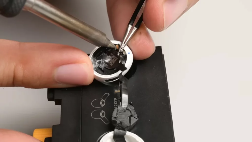 airpodspro ifixit3
