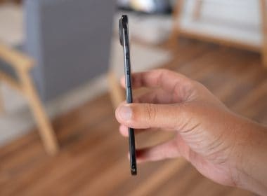 iphone air thickness