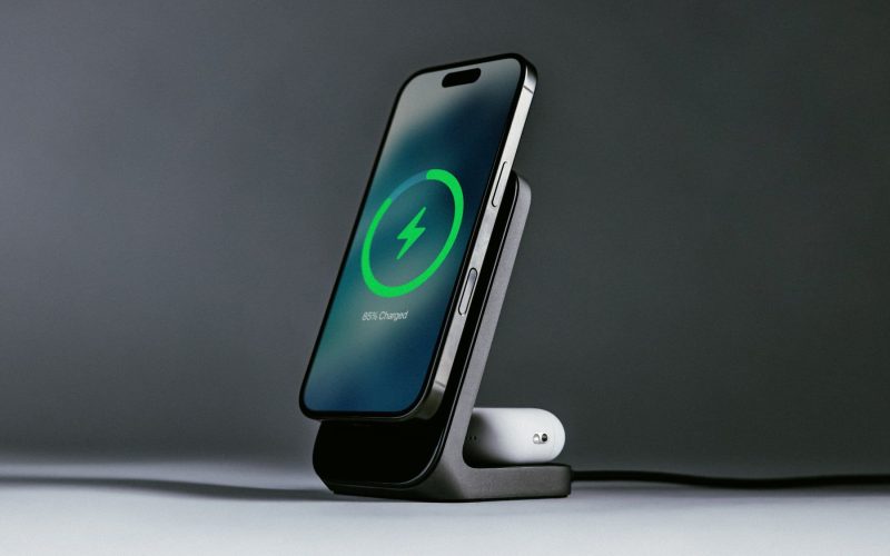 nomad qi2 iphone charger