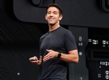 Apple John Ternus 2019 1