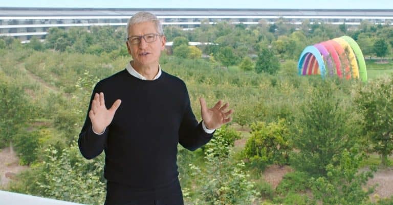 EU antitrust head is meeting Tim Cook 1 3