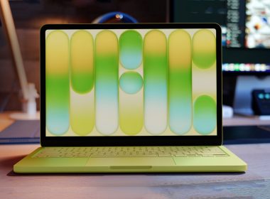 Neo Hands On Feature Sans Text