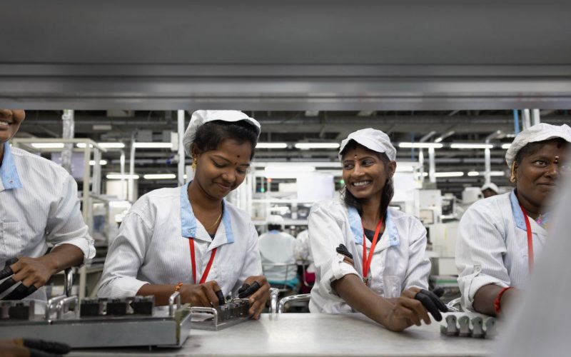 apple education hub india factory