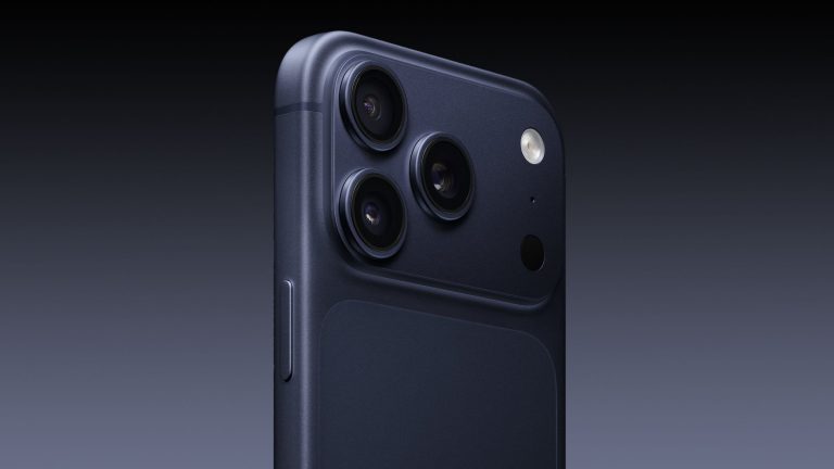 iphone 17 pro dark blue 1
