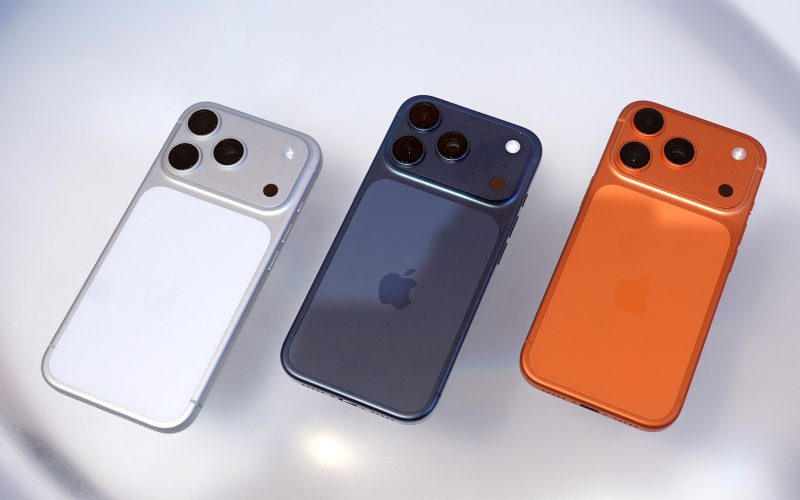 Apple Shakes Up Oversight of Product Design Ahead of CEO Change Feature