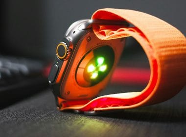 Micro LED Apple Watch Ultra