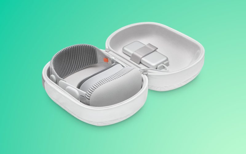 vision pro case feature
