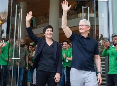 000 Lead Apple BKC Opening xl