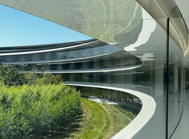 Apple Generates 2 4 Million Per Employee But Is Only Third In The Ranking