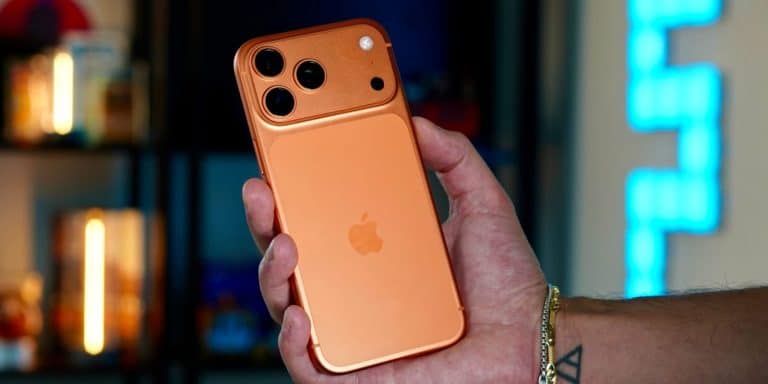 iPhone 17 Pro Cosmic Orange Fernando